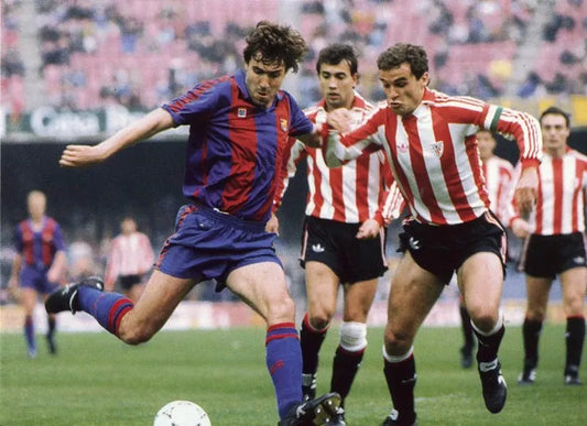 Julio Salinas: el delantero que vivió entre la gloria y el fallo más recordado del fútbol español