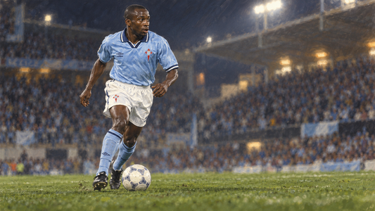 Ilustración editorial de Claude Makélélé con la camiseta celeste del Celta alrededor de 1999